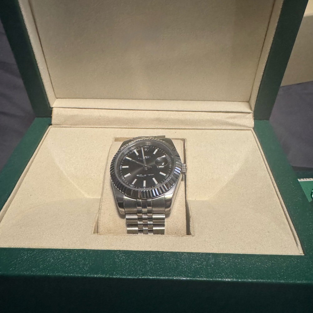 Stylish Silver and Black Watch